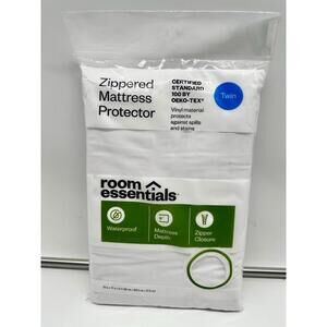 Twin Mattress Protector-Zippered